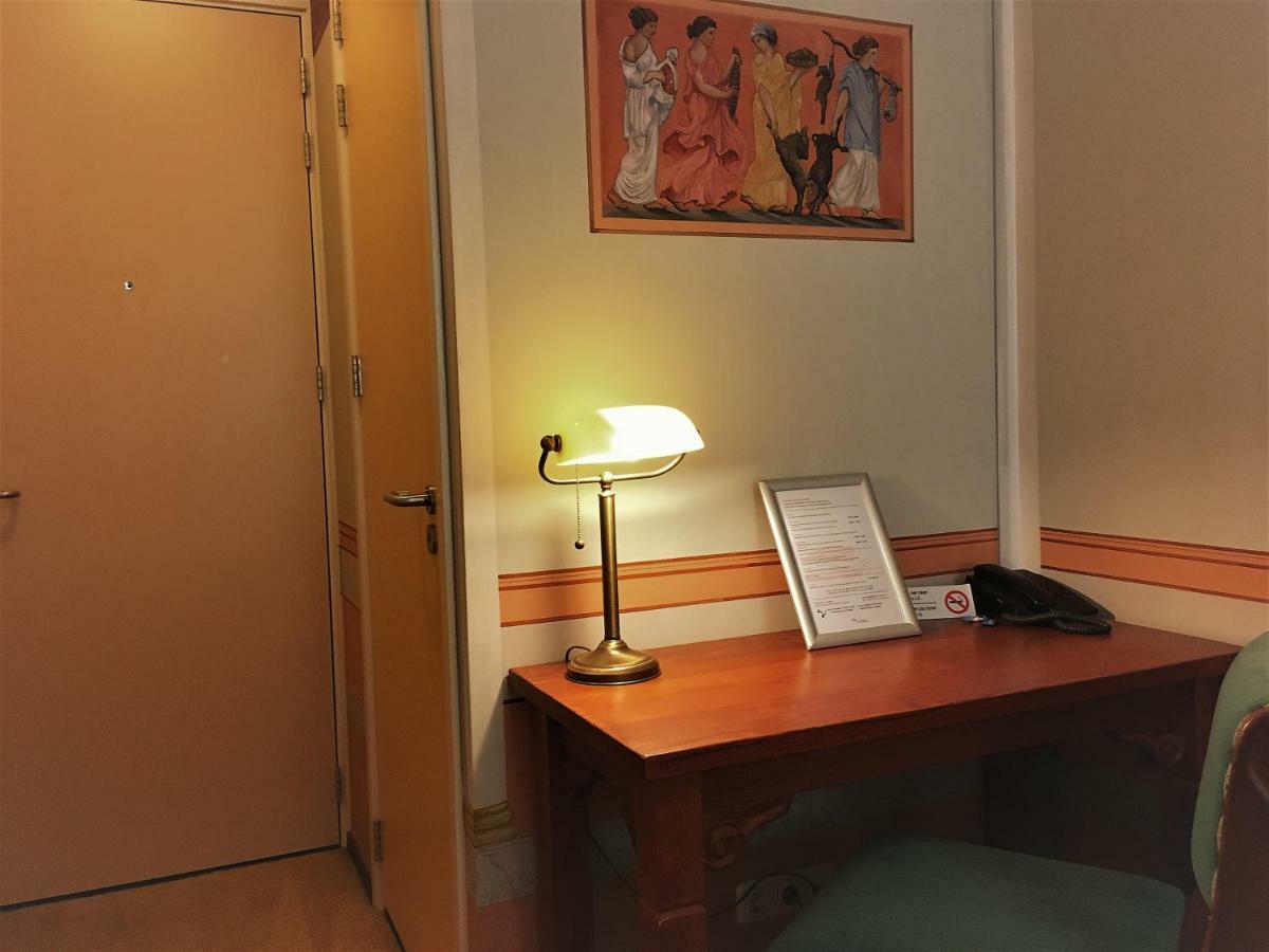 Hotel Courage Nijmegen Zewnętrze zdjęcie
